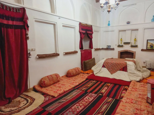 ویلا سنگسری (واحد شاهنشین)