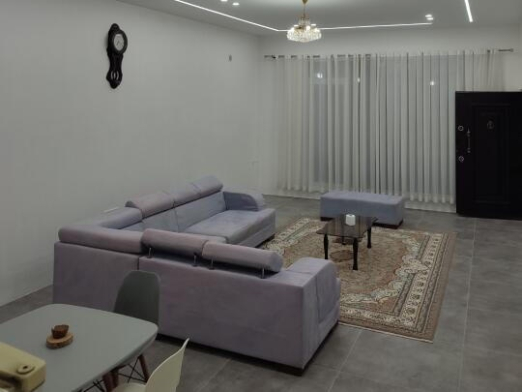 اتاق پذیرایی ویلای مدرن در اغچه حصار