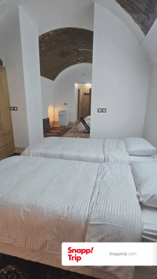 ویلا عمارت مهر بانو عقدا (اتاق ناز بانو)
