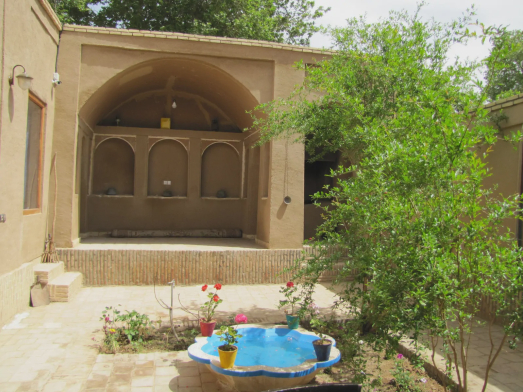 ویلا مهریزان