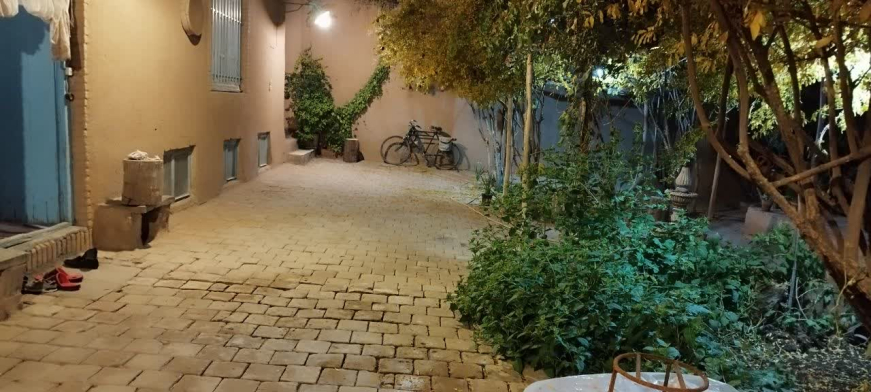 اقامتگاه بوم‌گردی گلک بانو کاشمر واحد سنبل