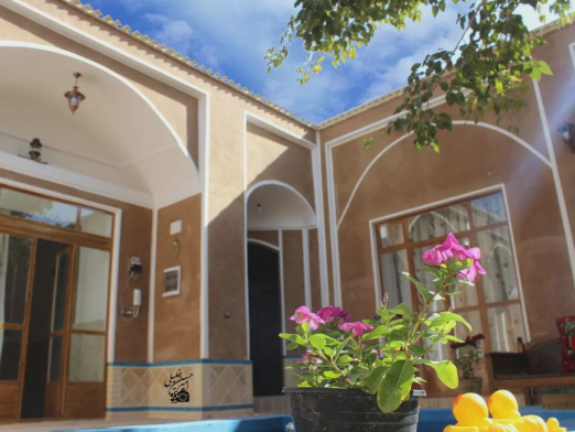 ویلا حافظ (اتاق شماره 4)