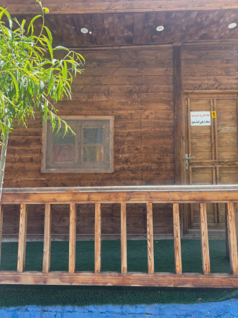 کلبه چوبی نهرسنگی (1)