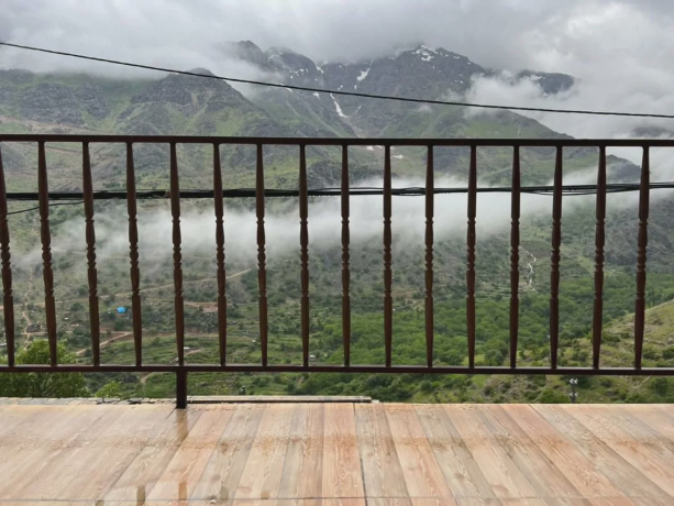 آپارتمان روستایی با ویو کوهستان