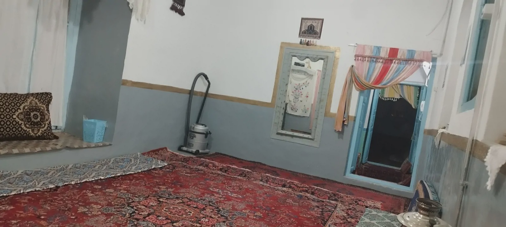 ویلا گُلک بانو (اتاق سنبل)