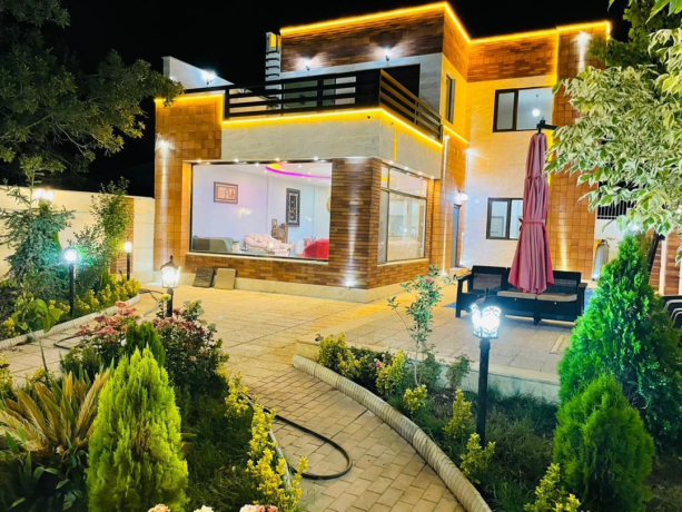 حیاط حیاط