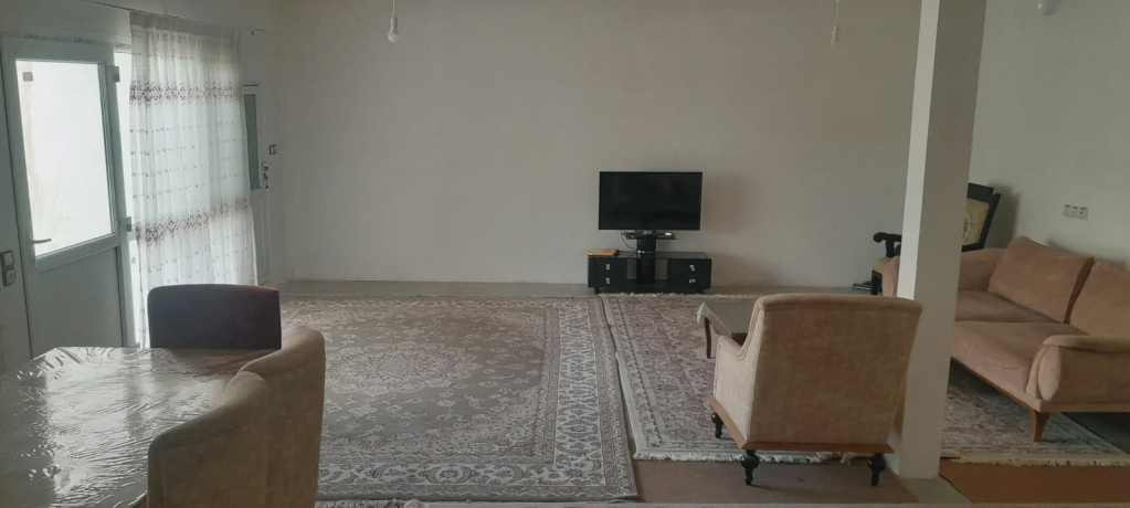 آپارتمان توران (واحد۲)
