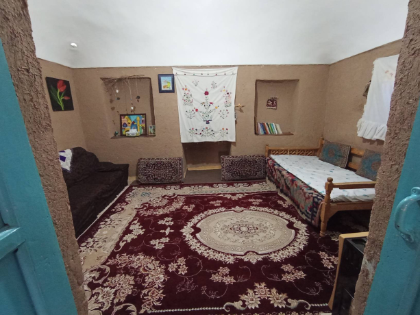 اقامتگاه بومگردی راگه رفسنجان اتاق پونه