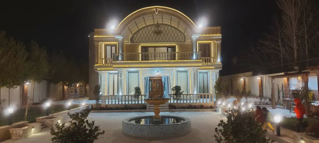 ویلا استخردار آبگرم عمارت آرین با فوتبال دستی