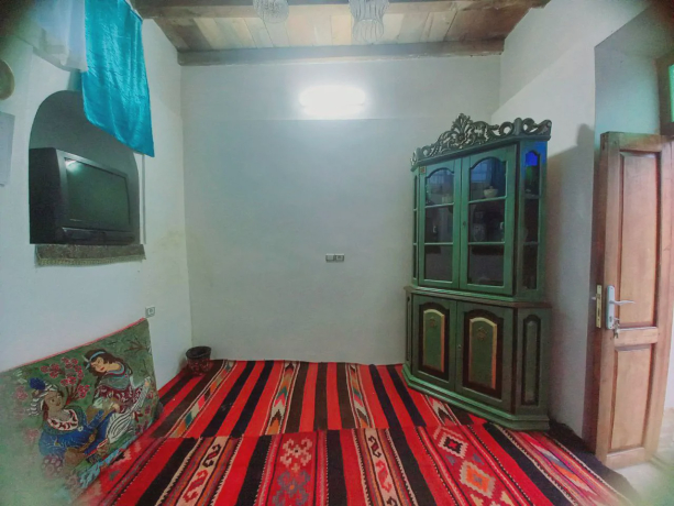ویلا سنگسری (واحد مهتابی)
