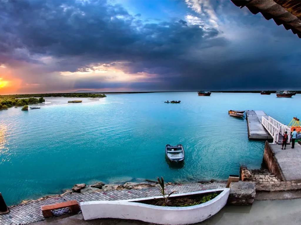 جاهای دیدنی قشم؛ سفر به سرزمین عجایب