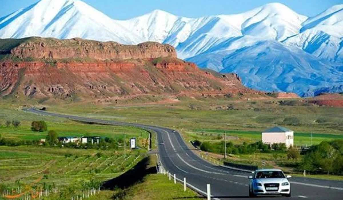 فاصله تهران تا شیراز با ماشین، قطار و هواپیما+مسیرها و جاذبه‌های بین راه