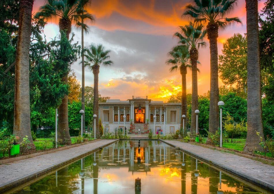 باغ عفیف آباد شیراز