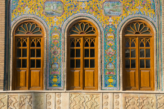 بازدید از کاخ های تهران، تماشای شکوه تاریخ در دارالخلافه