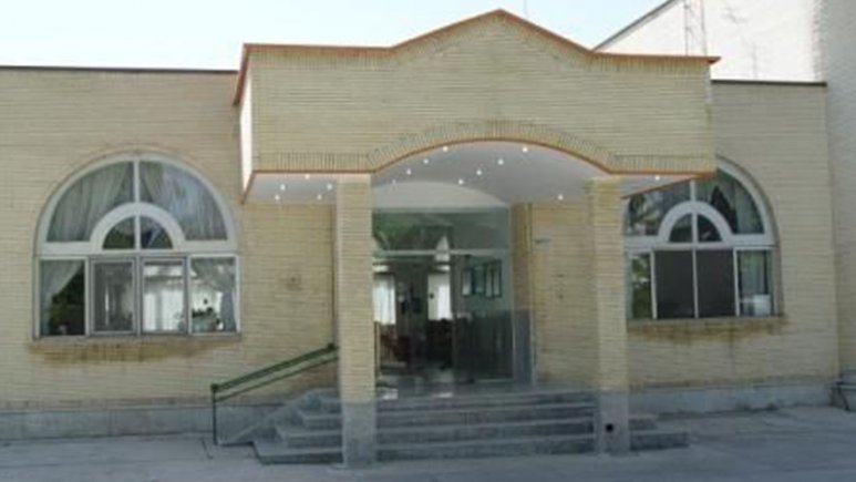 هتل جهانگردی شهرکرد