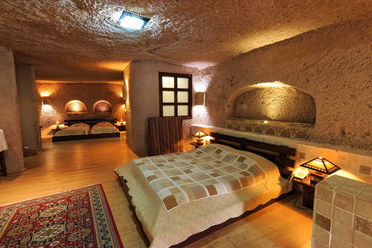 هتل صخره ای لاله کندوان