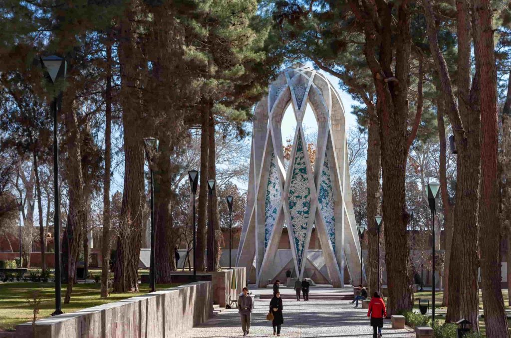 مقبره خیام