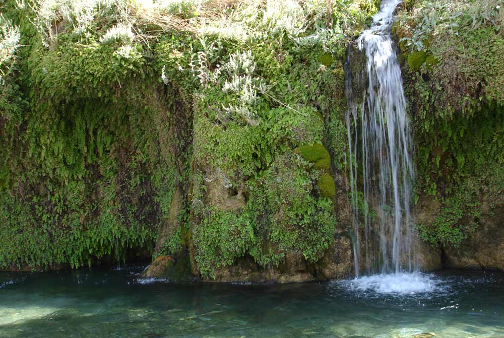 آبشار بی بی سیدان آبشار بی بی سیدان