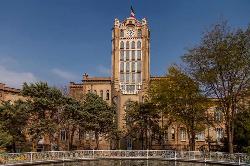 میدان ساعت تبریز