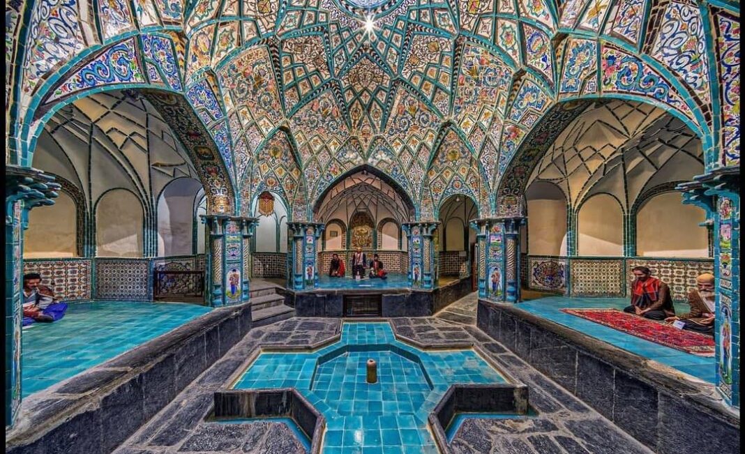راهنمای سفر به اراک، از گیوه‌دوزی تا گلیم‌بافی