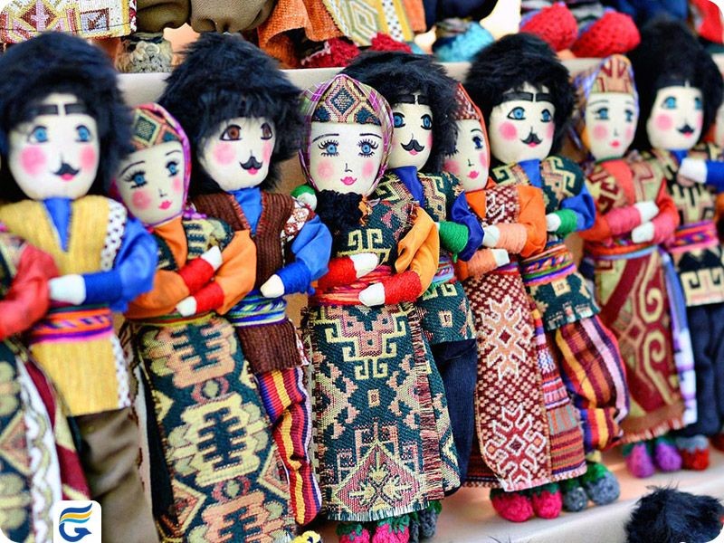 عروسکهای چوبی و پارچهای