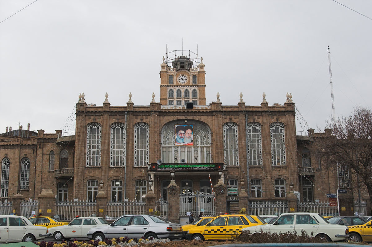 میدان ساعت تبریز