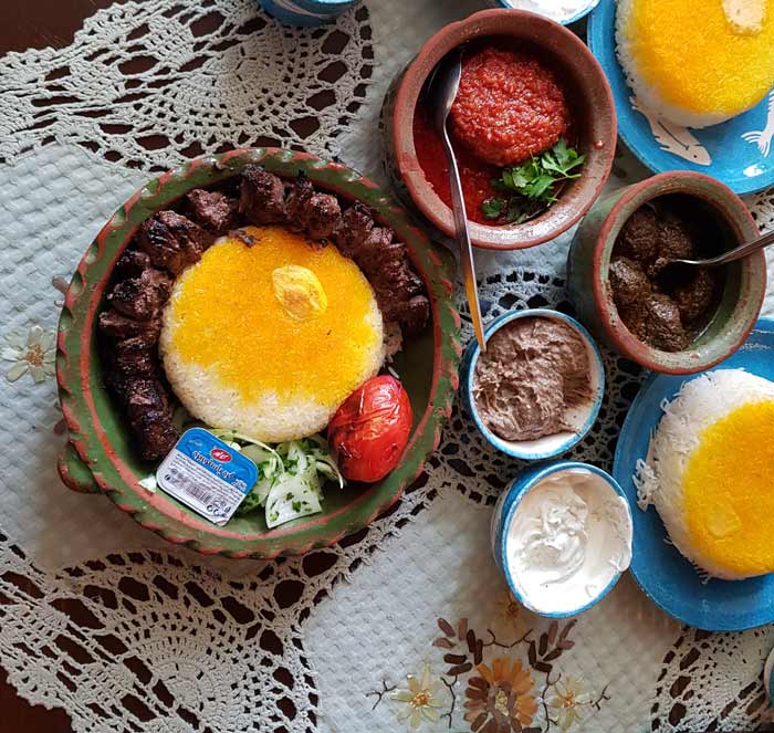 رستوران شورکولی