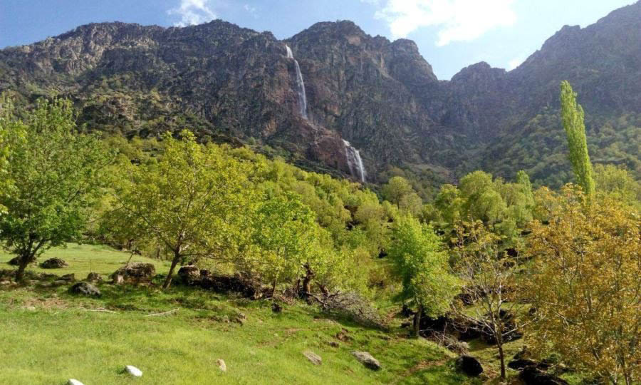 آبشار برنجه آبشار برنجه
