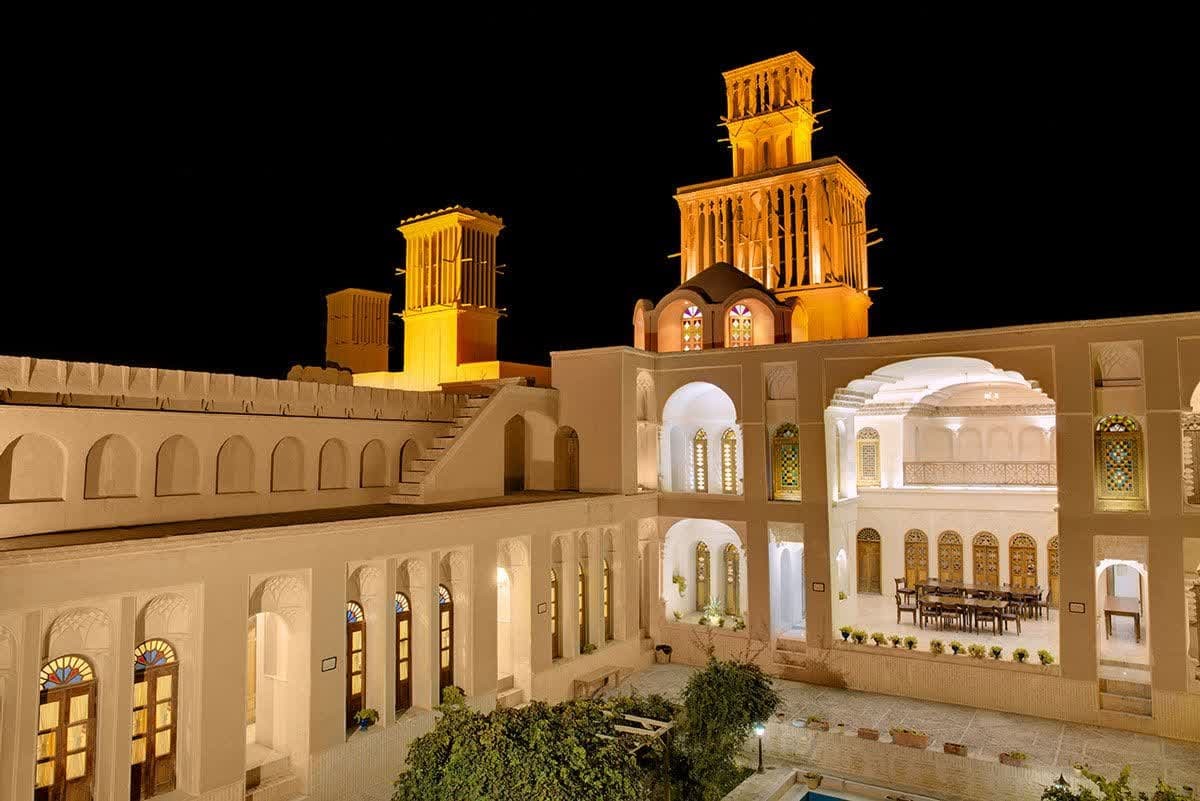 خانه فرخی یزدی کجاست؟