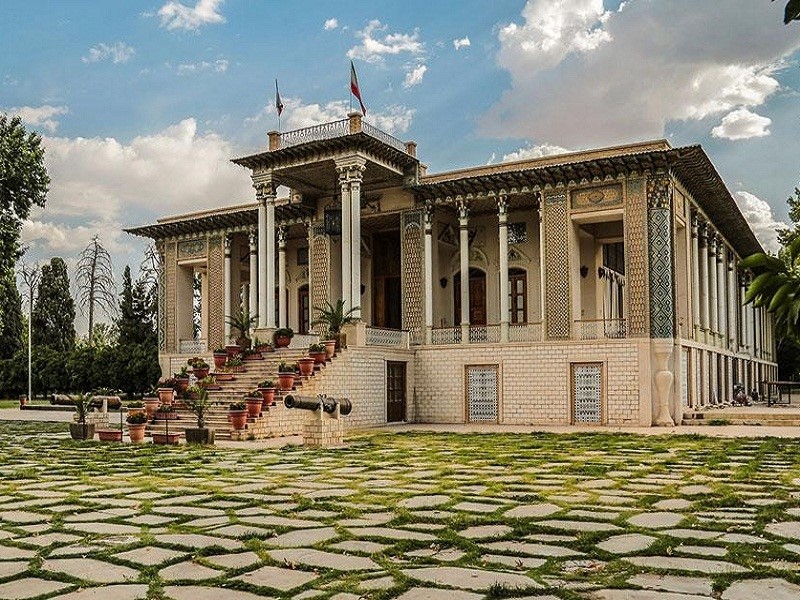 باغ عفیف آباد شیراز، گردش در باغ رویاهایتان!
