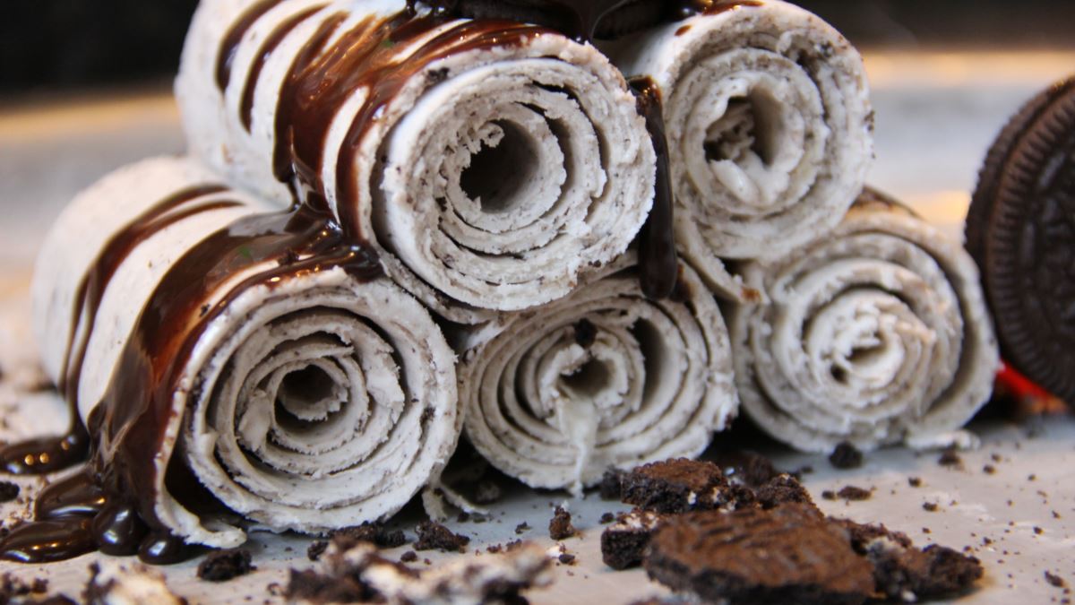 بستنی رولی تایلند