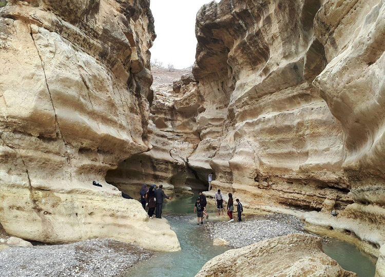 تنگه رازیانه ایلام