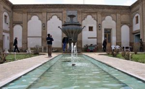 جاهای دیدنی بروجرد کجاست؟