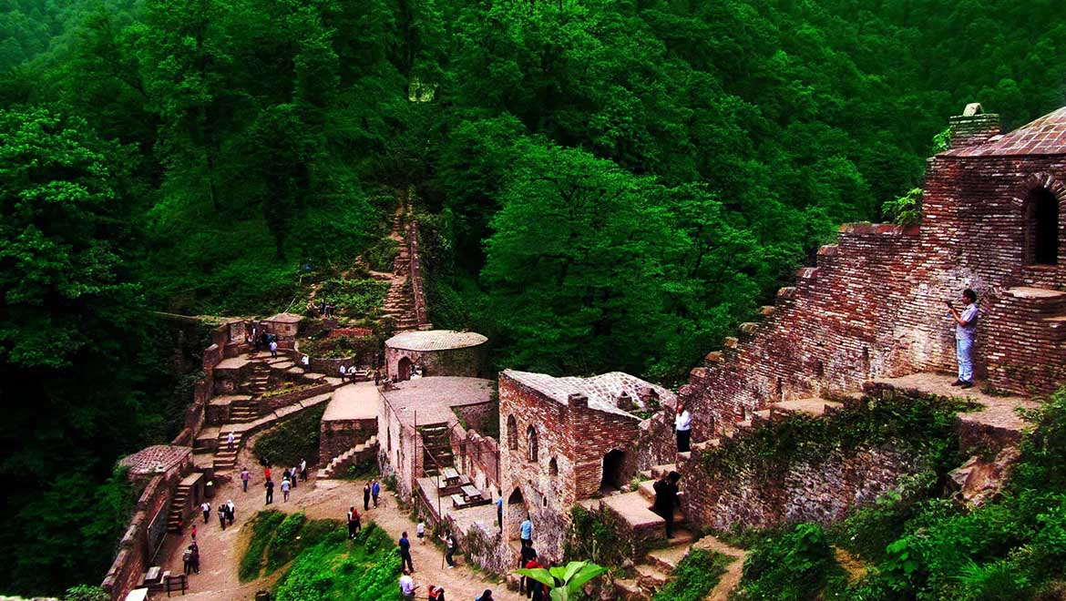 جاهای دیدنی اطراف رشت؛ راهنمای سفر به گیلان