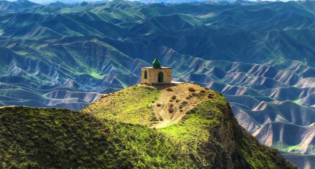 گورستان و زیارتگاه خالد نبی گنبد کاووس در گلستان