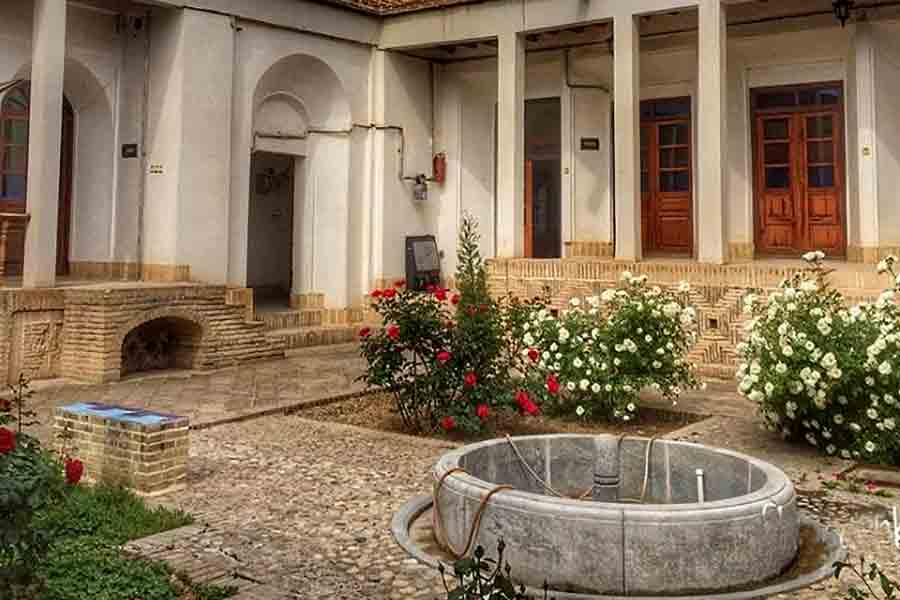 خانه یغمایی ها