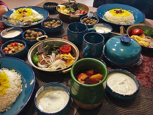 رستوران کشکول ارومیه سفره رنگین و جذاب کشکول در ارومیه