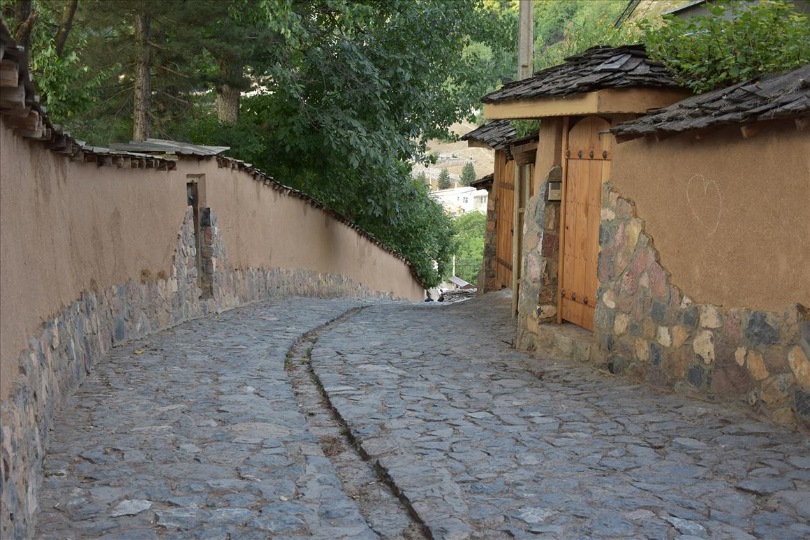 دلایلی که باعث می‌شود روستای کندلوس را ببینیم