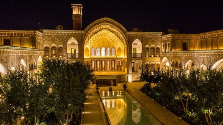 اقامتگاه سنتی سرای عامری‌ها کاشان