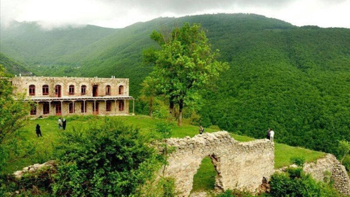 عمارت آینالو