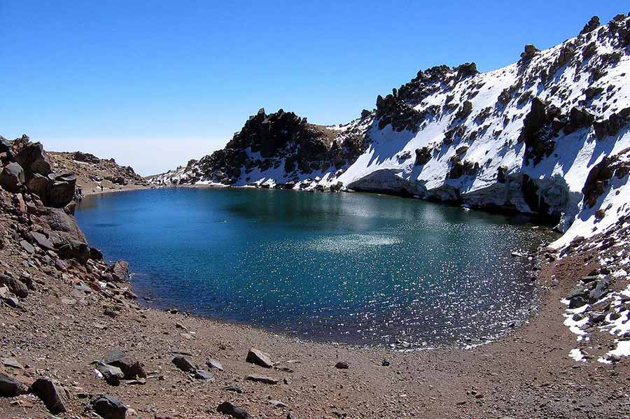 چشمه بالای قله سبلان