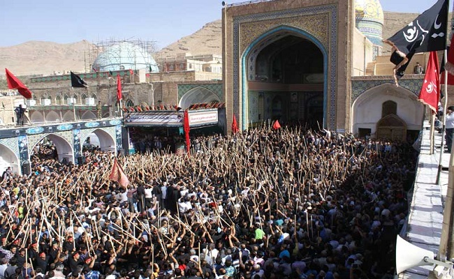 مراسم قالی‌شویان در مشهد اردهال