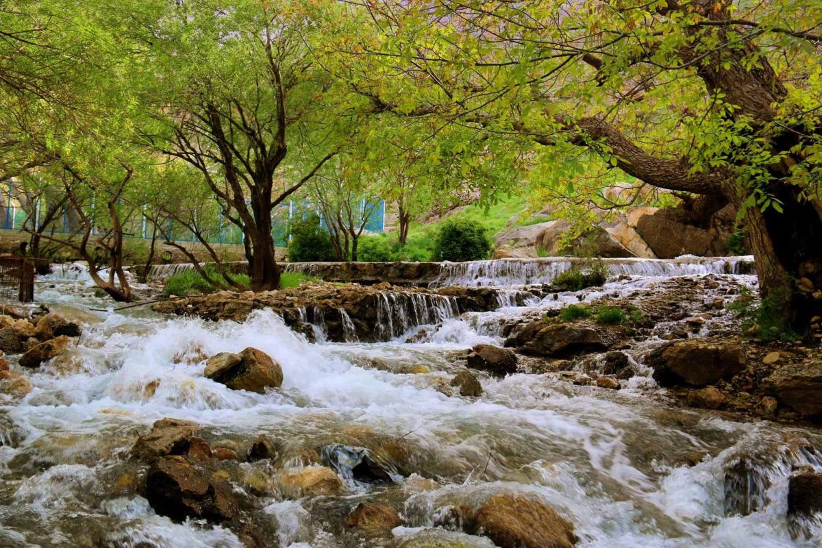چشمه گیان چشمه گیان